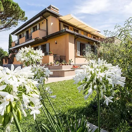 Alojamento de Acomodação e Pequeno-almoço Relais Jacopone 3*