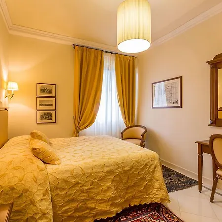 Oda ve Kahvaltı Relais Jacopone Floransa