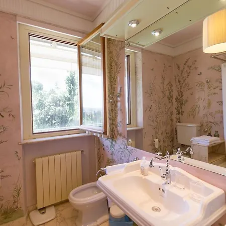 Oda ve Kahvaltı Relais Jacopone